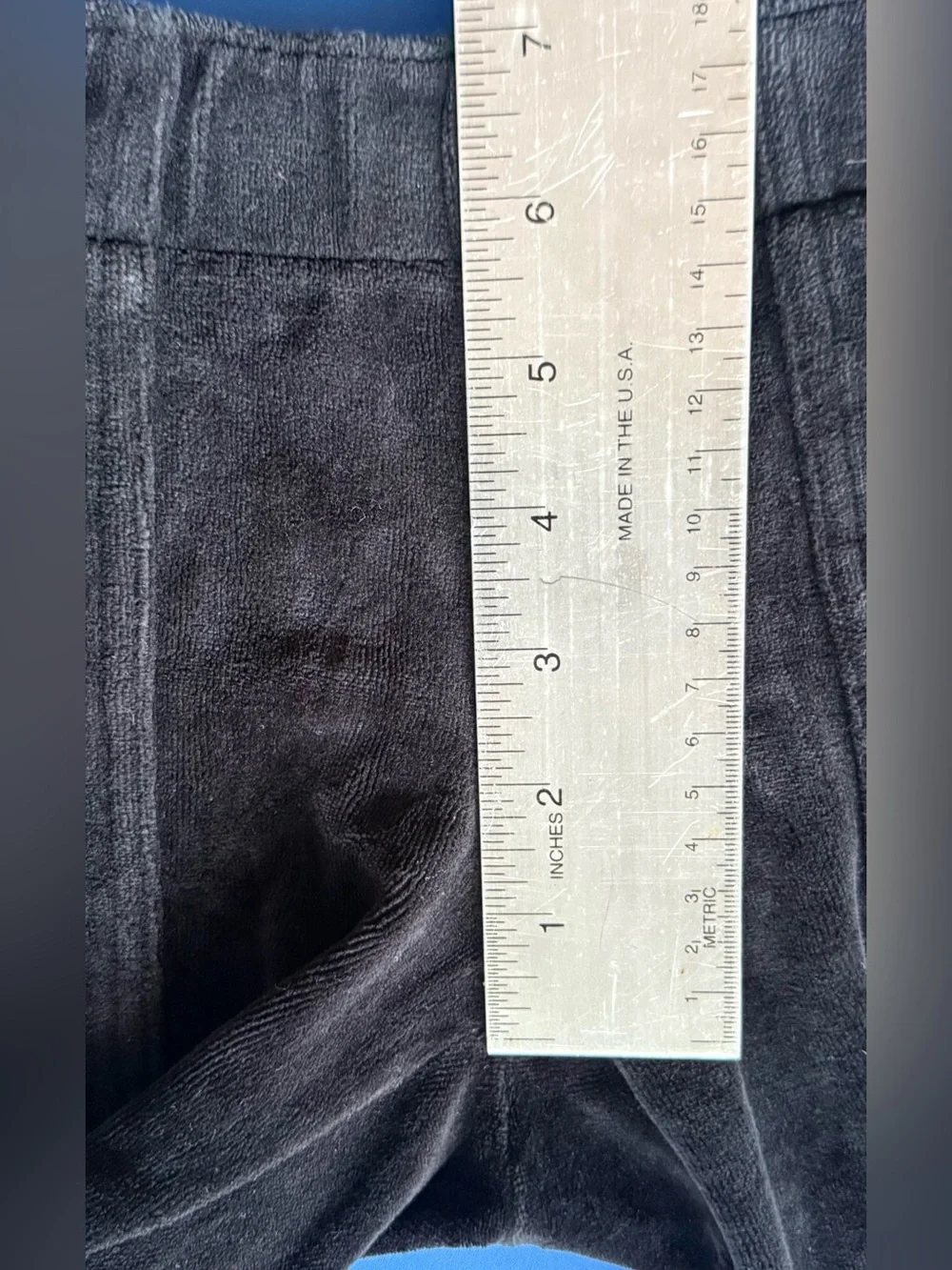 Juicy Couture 2010 Black Velour Cargo Pants Petite Gold Ankle Zip Y2K
